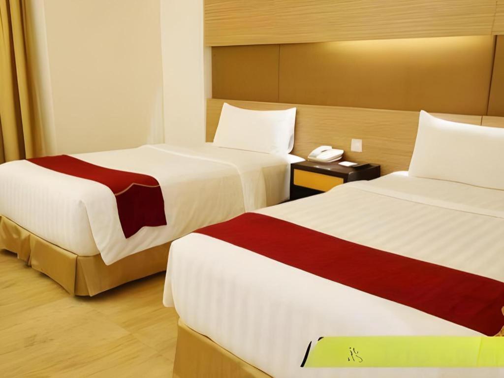 Grand Basko Hotel Паданг Экстерьер фото